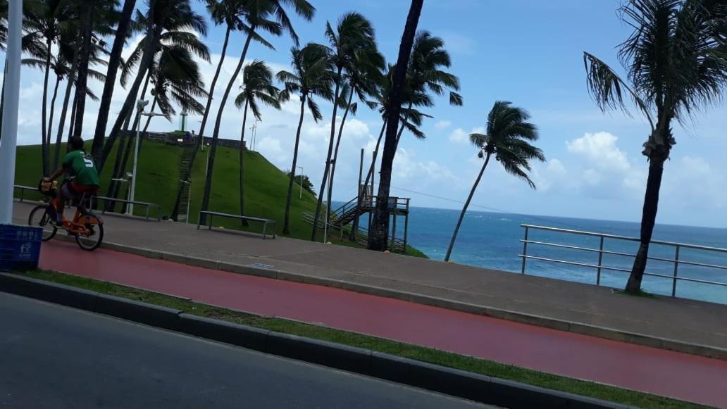 Apartamento Farol Barra Flat ซัลวาดอร์ ภายนอก รูปภาพ